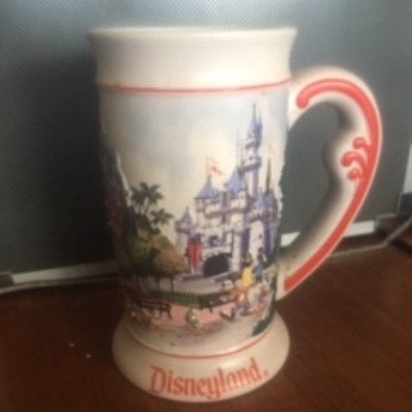 🎠Disneyland Stein $35 or $30w/offer - Picture 1 of 4